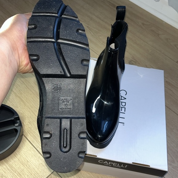 Capelli New York. In good condition only been worn Once. Color black. - Picture 3 of 4